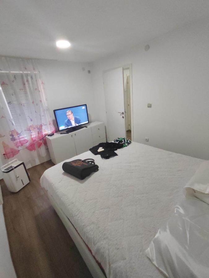 Apartamento Bilja'S House Ni Exterior foto